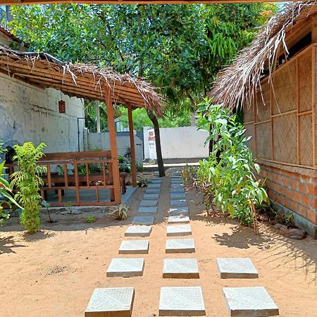 Kingly Aroma Hotel Arugam Bay Exterior photo